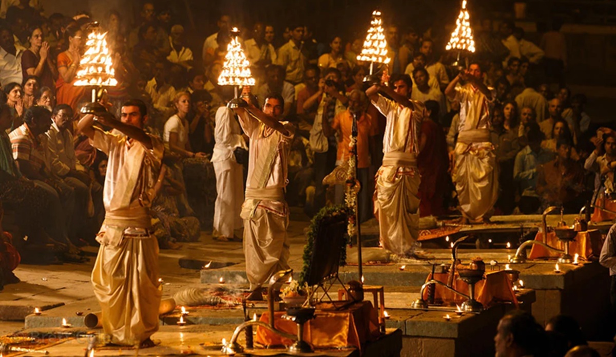 ¿Qué nos enseña el ritual del Aarti?