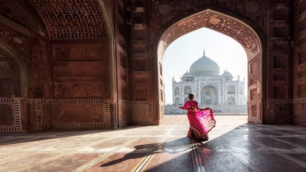 Qué ropa usar y qué está permitido en el Taj Mahal: normas y recomendaciones
