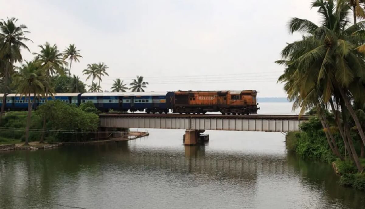 Llegar a Kerala en tren: la opción cultural