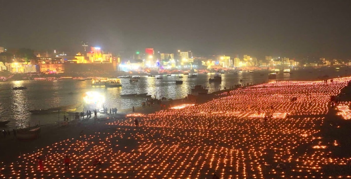 Itinerario sugerido para vivir Dev Deepawali 2025