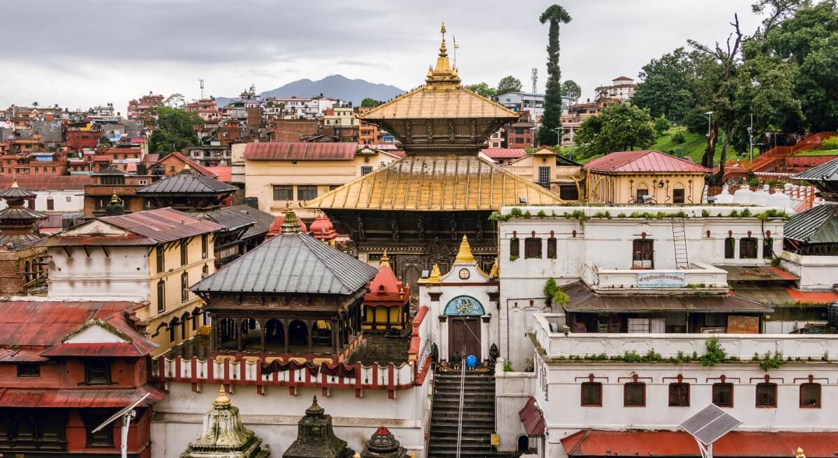 Templo Pashupatinath – El corazón del hinduismo en Nepal