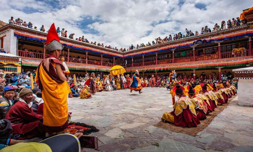 El festival de Losar 2026: Año Nuevo Tibetano en los Himalayas de la India
