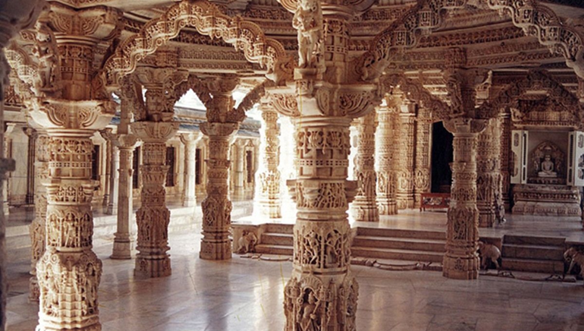 Arquitectura y Detalles Artísticos de los Templos Dilwara