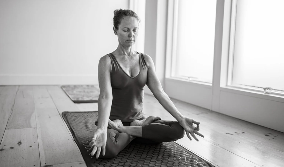 Cómo prepararse para practicar Pranayama: postura, respiración y ambiente