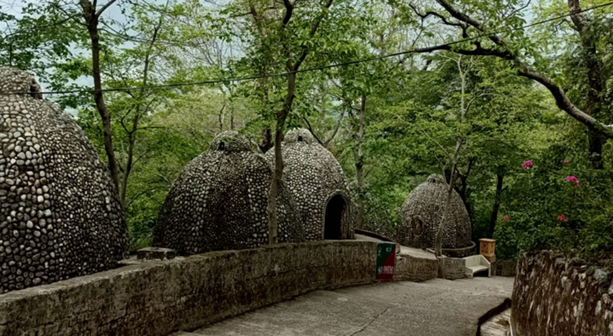 ¿Qué ver dentro del Beatles Ashram hoy?