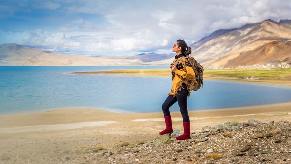 ¿Es seguro viajar solo/a a India? Guía completa 2026